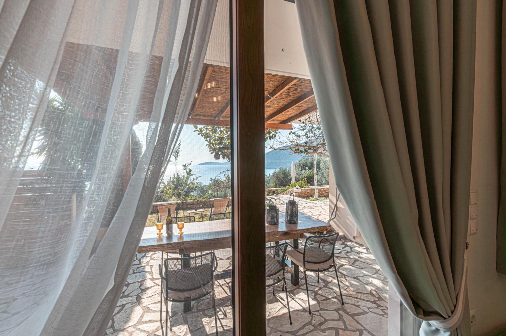 Paralio Astros Beachfront Suites Xiropigado Luaran gambar